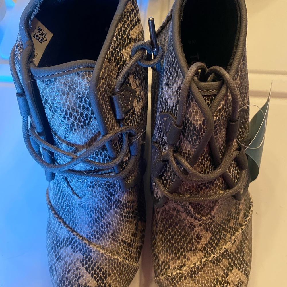 Toms Kala Faux Snakeskin Ankle Boots